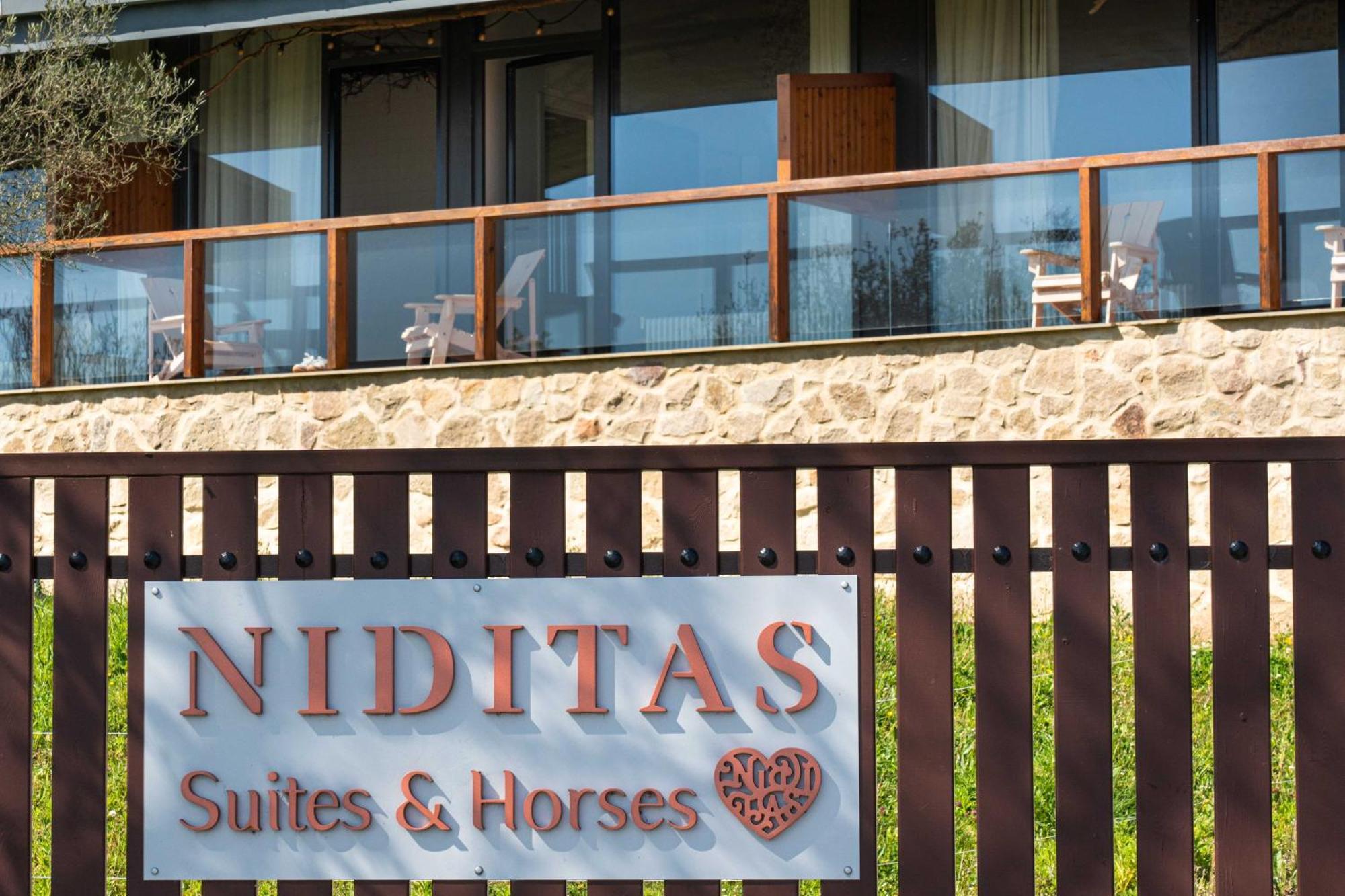Suites Niditas Yuso Exterior foto
